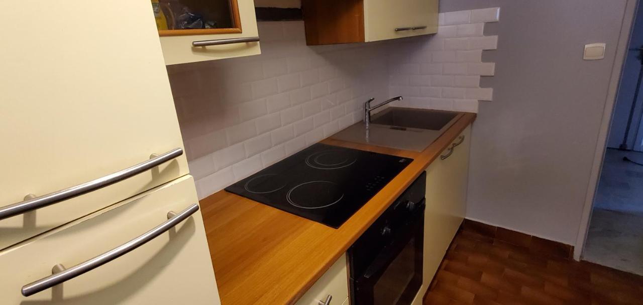 Appartement 3 pièces tout confort au centre de Nizza Esterno foto