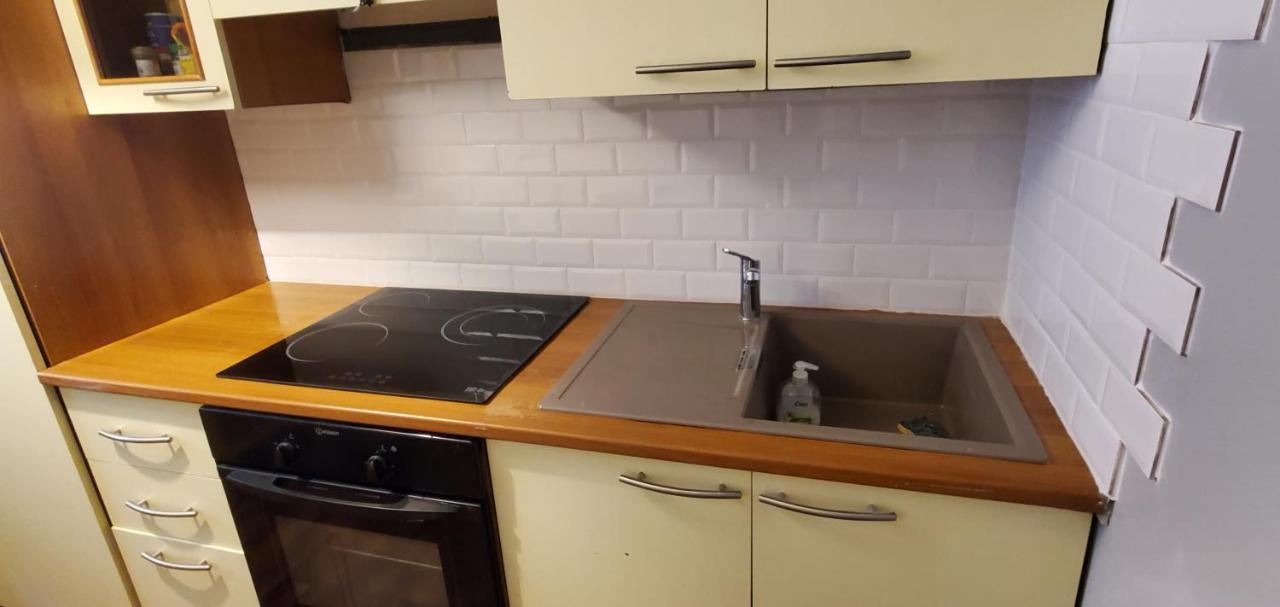 Appartement 3 pièces tout confort au centre de Nizza Esterno foto