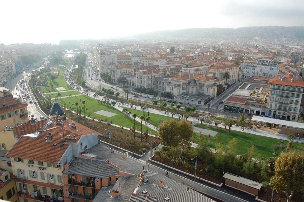 Appartement 3 pièces tout confort au centre de Nizza Esterno foto