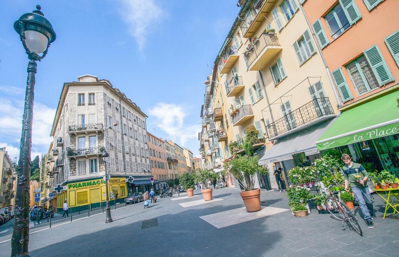 Appartement 3 pièces tout confort au centre de Nizza Esterno foto