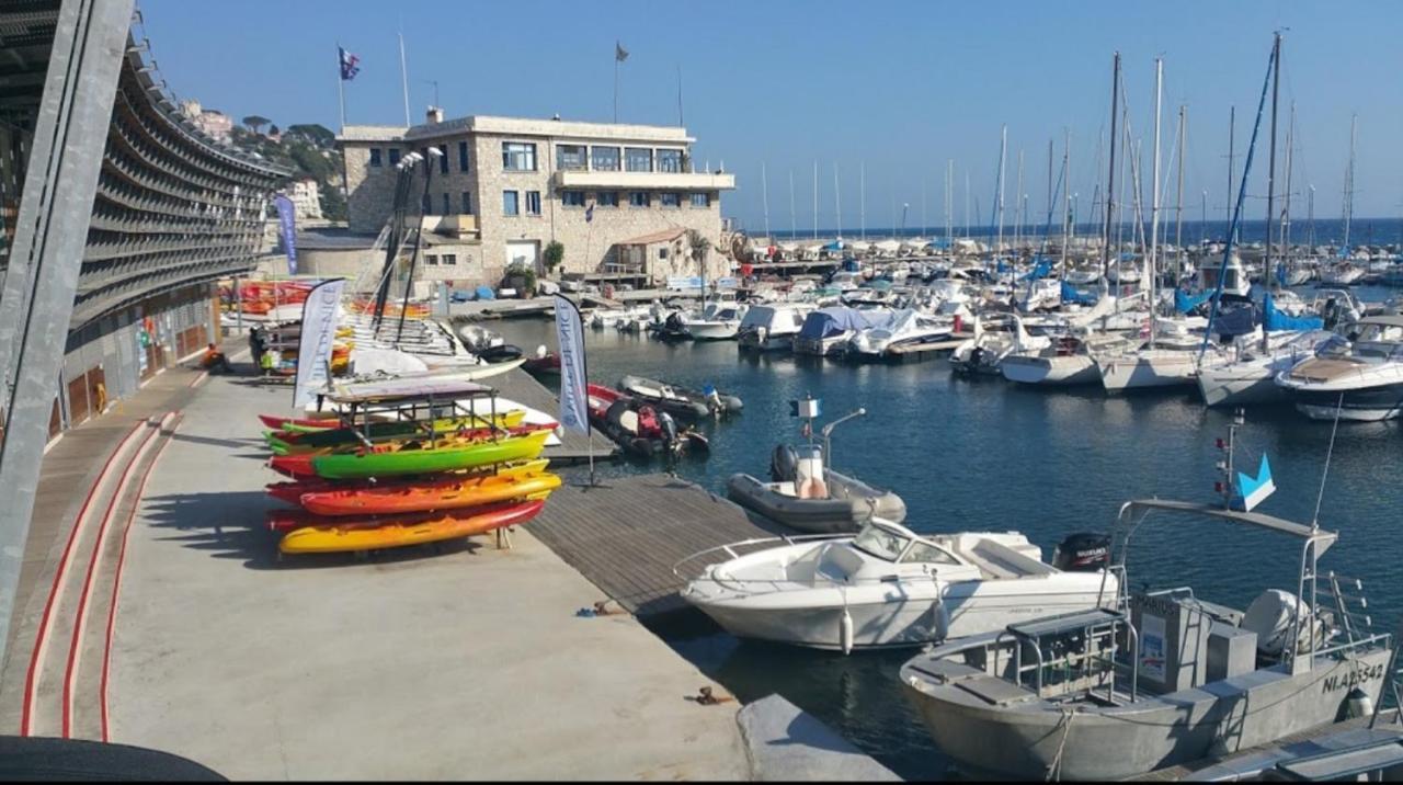 Appartement 3 pièces tout confort au centre de Nizza Esterno foto
